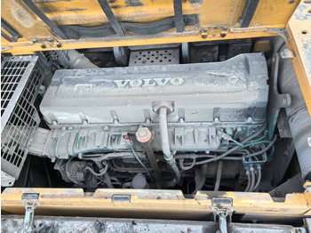 Moteur pour Pelle VOLVO D16: photos 3