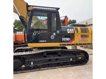Pelle sur chenille CATERPILLAR 325DL