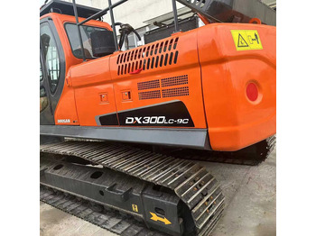 Pelle sur chenille DOOSAN DX300