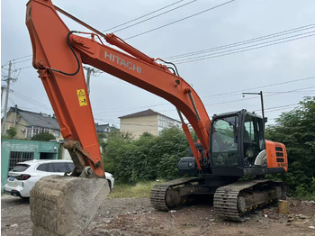 Pelle sur chenille used excavator second hand HITACHI ZX200-5G: photos 3