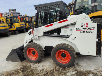 Mini chargeuse BOBCAT S18: photos 4