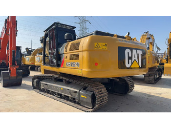 Pelle sur chenille CATERPILLAR 330D