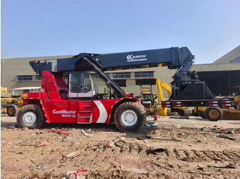 Grue Cont Master: photos 2 Grue Cont Master: photos 2