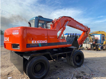 Pelle sur pneus HITACHI EX100WD: photos 4