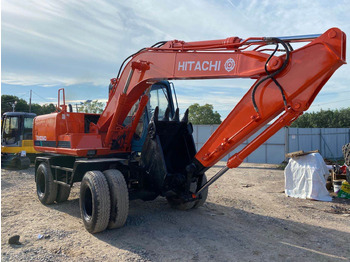 Pelle sur pneus HITACHI EX100WD: photos 2