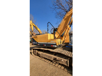 Pelle sur chenille HYUNDAI