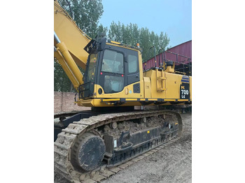 Pelle sur chenille KOMATSU PC700