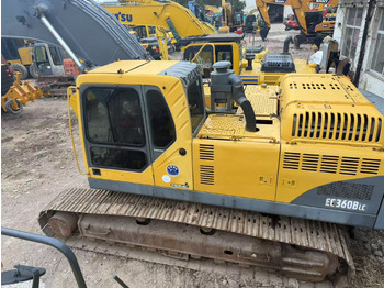 Pelle sur chenille VOLVO EC360BLC