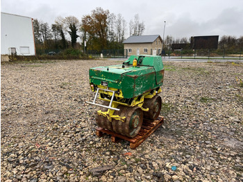 Mini compacteur AMMANN