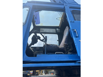 Grue automotrice lente KATO KR500H SS500 KR50H 50 Ton rough terrain crane: photos 4