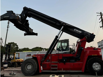 Reach stacker Kalmar DRU450: photos 3