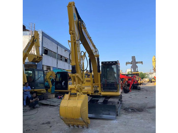 Pelle sur chenille KOMATSU PC130