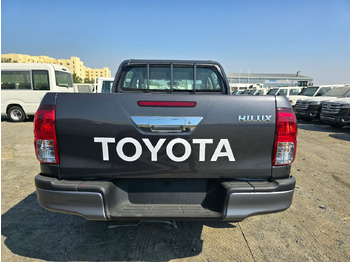 Voiture TOYOTA Hilux