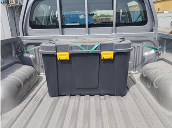 Voiture pour transport de équipements lourds neuf Toyota Hilux: photos 4