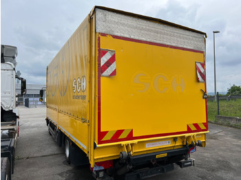 Camion à rideaux coulissants MAN TGL  8 180: photos 3