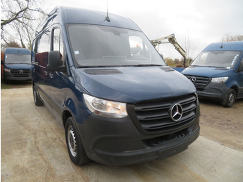 Fourgonnette MERCEDES-BENZ Sprinter 311