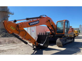 Pelle sur chenille DOOSAN DX225LCA