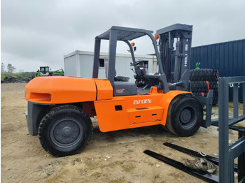 Chariot élévateur HELI