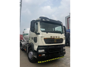 Camion malaxeur SINOTRUK HOWO
