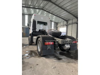 HOWO Truck Unit 4*2 Click for Discount en leasing occasion HOWO Truck Unit 4*2 Click for Discount: photos 5 HOWO Truck Unit 4*2 Click for Discount en leasing occasion HOWO Truck Unit 4*2 Click for Discount: photos 5