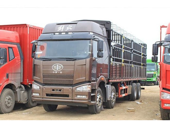 Camion bétaillère FAW