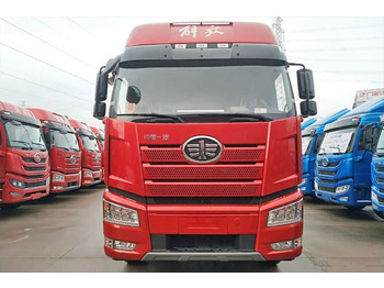 Tracteur routier neuf FAW New Faw J6P 420 Trucks for Sale in Cameroon: photos 2 Tracteur routier neuf FAW New Faw J6P 420 Trucks for Sale in Cameroon: photos 2