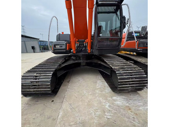 Pelle sur chenille 2023 Hitachi ZX250: photos 3