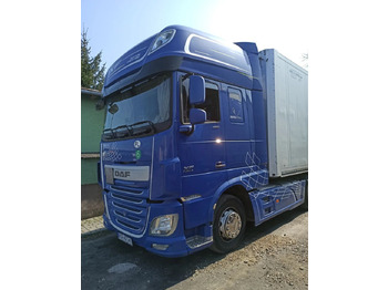 Tracteur routier DAF XF 106 460