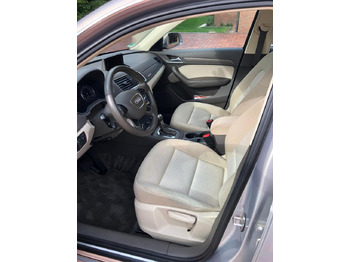 Voiture Audi Q3 TFSI + quattro + Autom. + ANK. + TÜV: photos 3 Voiture Audi Q3 TFSI + quattro + Autom. + ANK. + TÜV: photos 3