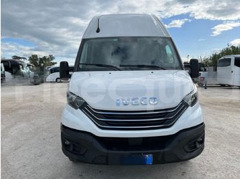 Bus interurbain IVECO Daily