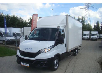 Fourgon grand volume IVECO Daily 35s16
