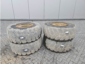 Pneus et jantes TEREX