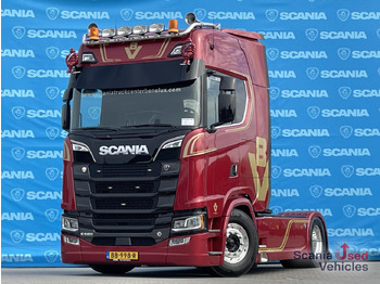 Tracteur routier SCANIA S 580