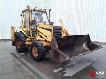 Tractopelle CATERPILLAR 428