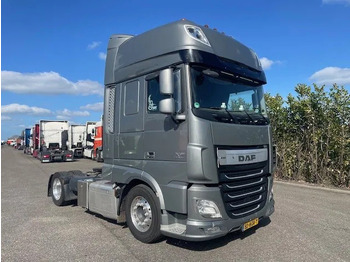 Tracteur routier DAF XF 440