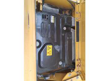 Pelle sur chenille Komatsu HB365LC-3 Hybrid: photos 5