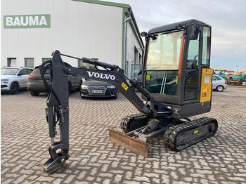 Mini pelle VOLVO EC18E