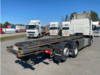 Camion porte-conteneur/ Caisse mobile Volvo FM 13: photos 4