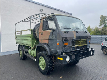 Utilitaire plateau MAN