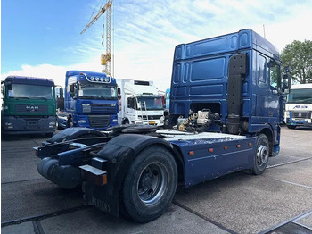 Tracteur routier DAF 95.380 XF SPACECAB (EURO 2 / ZF16 MANUAL GEARBOX / HYDRAULIC KIT / P.T.O. / SIDE SKIRTS / AIRCONDITIONING): photos 3