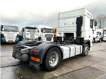 Tracteur routier DAF 95.430 XF SPACECAB (EURO 3 / ZF16 MANUAL GEARBOX / ZF-INTARDER / AIRCONDITIONING): photos 3