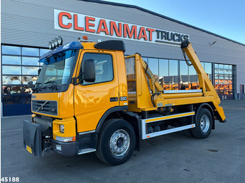 Camion multibenne VOLVO FM