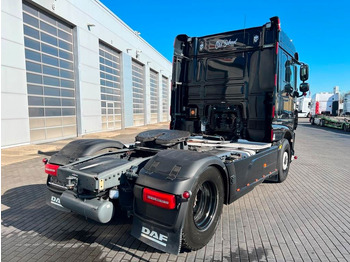 Tracteur routier DAF XF 530 FT SC 4x4 PXP Intarder Kipphydraulik: photos 4