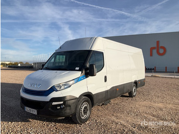 Véhicule utilitaire IVECO Daily