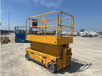 Nacelle ciseaux 2015 Haulotte Compact 12 Electric (Inoperable) Scissor Lift: photos 3