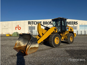 Chargeuse sur pneus CATERPILLAR 930M