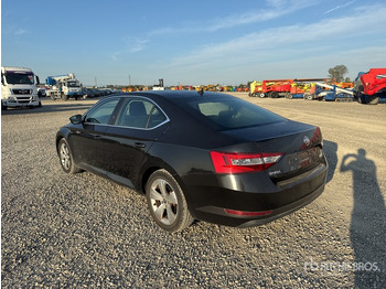 Voiture 2018 Skoda Superb Autovettura: photos 3