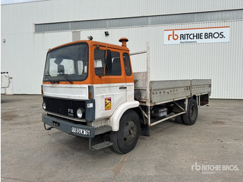 Camion plateau VOLVO FL