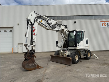 Pelle sur pneus LIEBHERR A 914