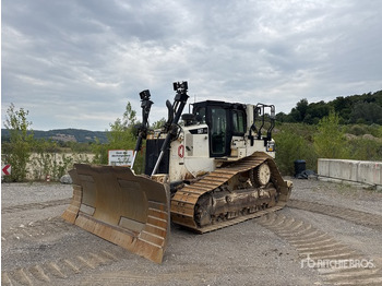 Bulldozer CATERPILLAR D6T